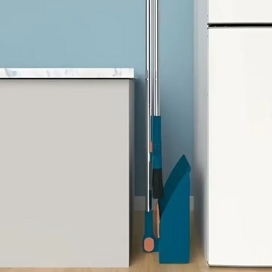 Balai compact facile ranger