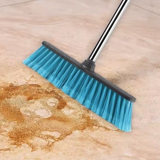Balai pratique pour nettoyage taches