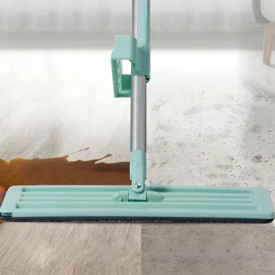 Balai serpillère Ultra-absorbant liquide dans sols