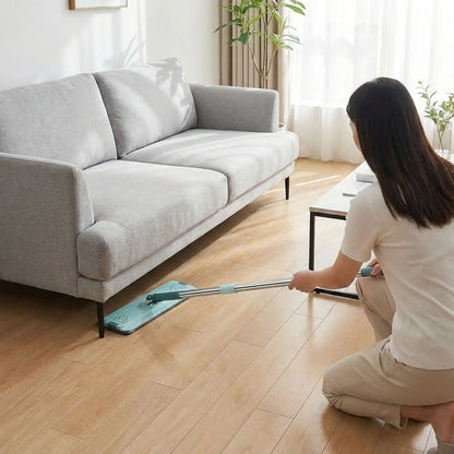 balai serpillère pratique pour nettoyage sous meubles