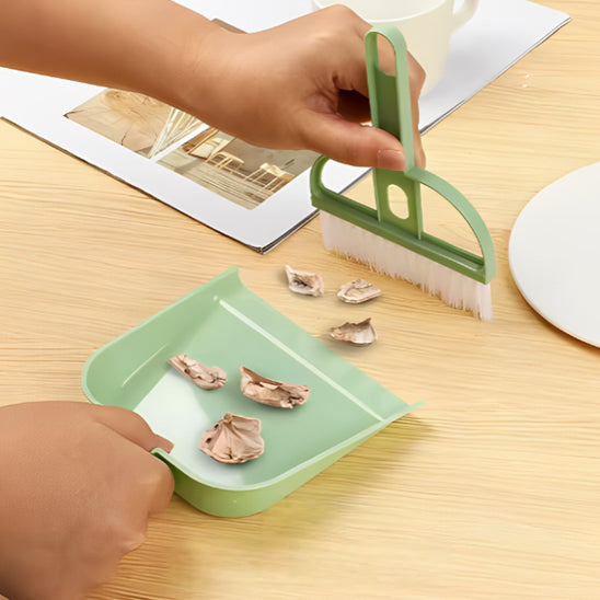 balayette et pelle ramasse petales fleurs