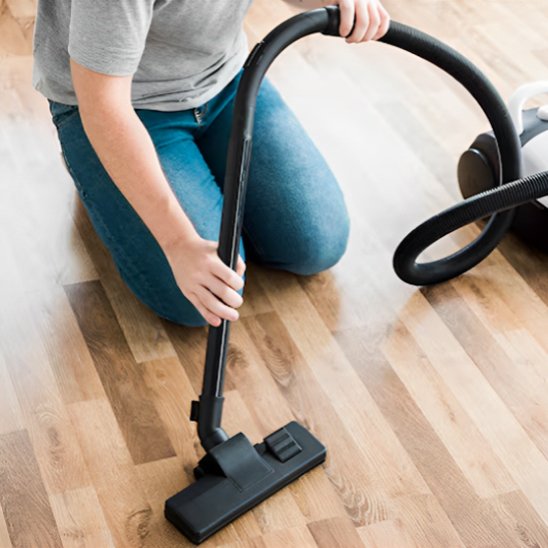 Brosse aspirateur universelle