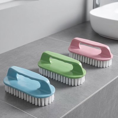Brosse nettoyage usage domestique trois couleurs