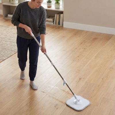 Serpillère MagicMop pratique pour nettoyage sols