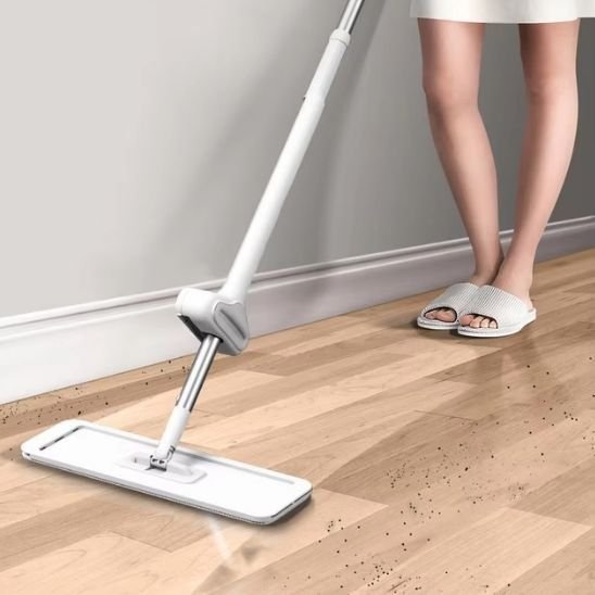 Serpillere efficace pour sols propres