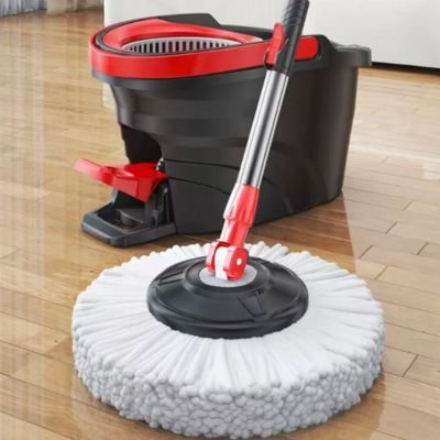 serpillère et seau pratique pour sols propres